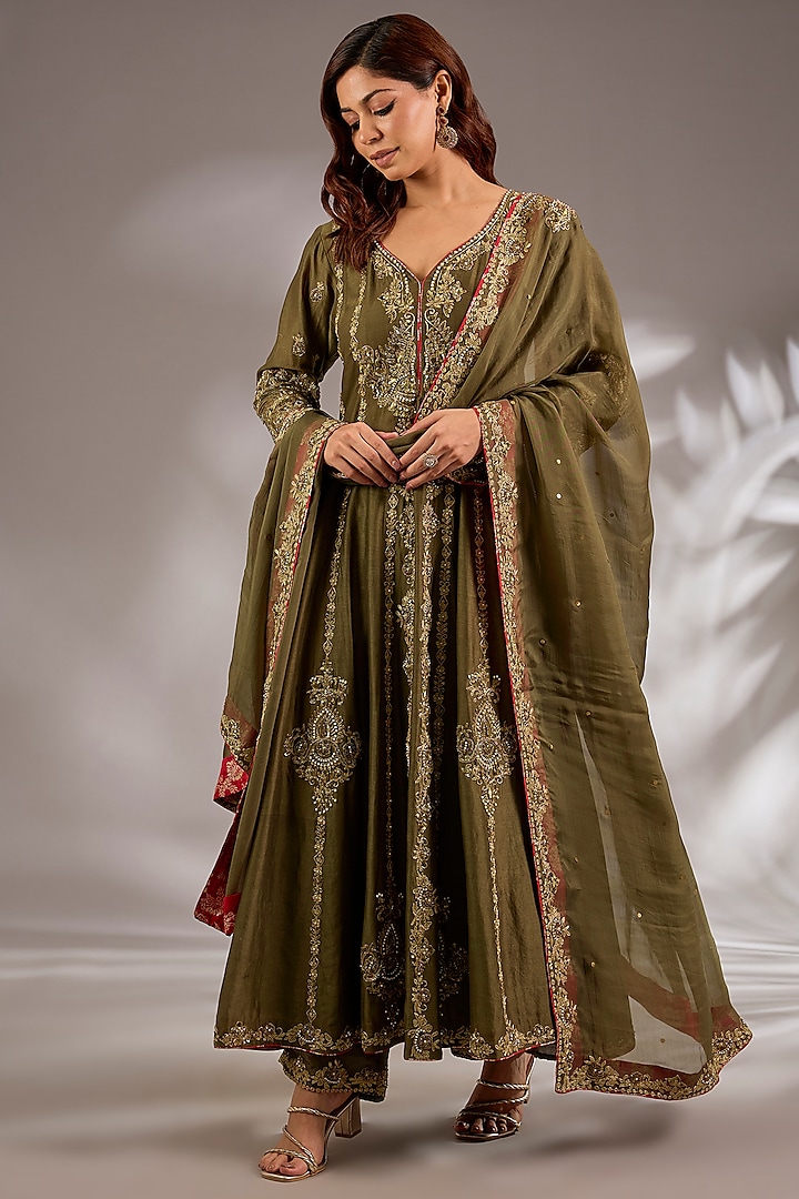 Green Mul Chanderi Hand Embroidered Flared Wedding Anarkali Set by Studio A at Pernia's Pop Up Shop