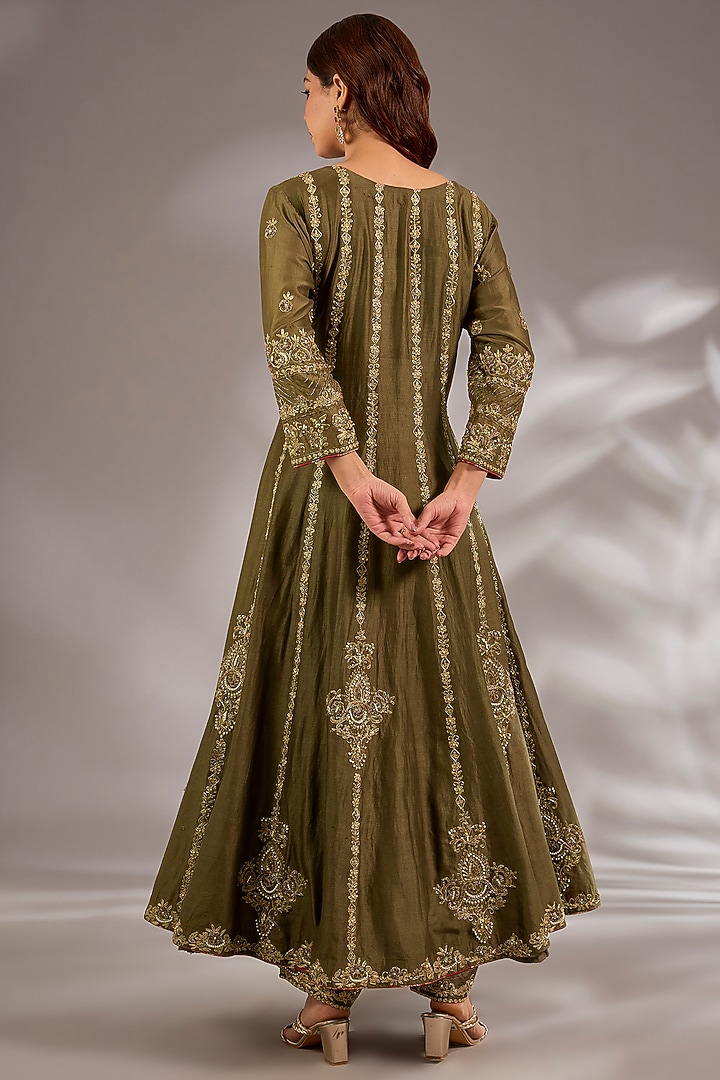 Green Mul Chanderi Hand Embroidered Flared Wedding Anarkali Set by Studio A at Pernia's Pop Up Shop