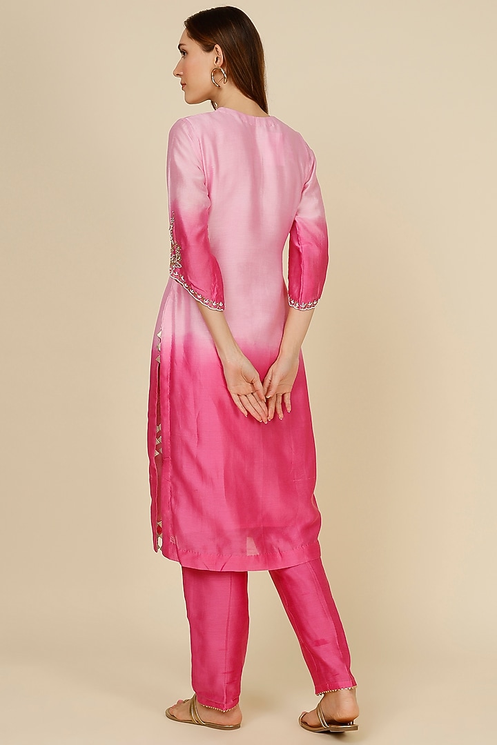 Blush Pink Printed Kurta Set by Studio A at Pernia's Pop Up Shop
