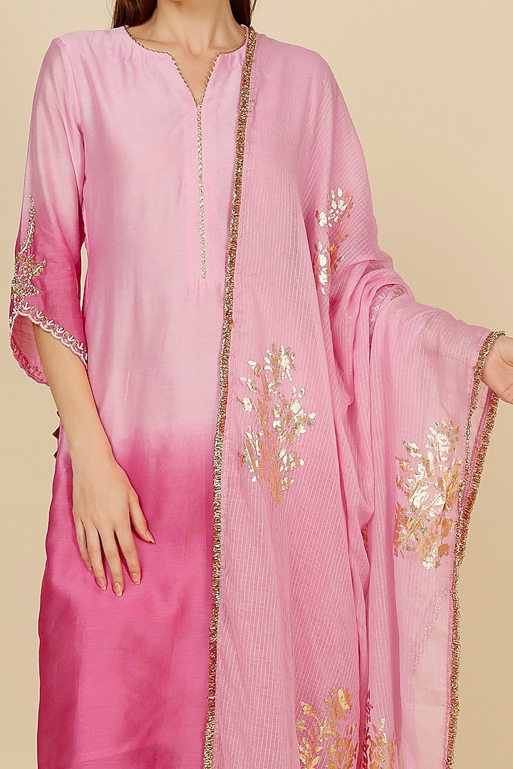 Blush Pink Printed Kurta Set by Studio A at Pernia's Pop Up Shop