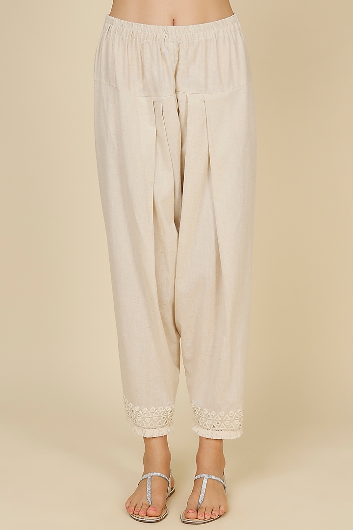 White Mirror Embroidered Kurta Set by Studio A at Pernia's Pop Up Shop