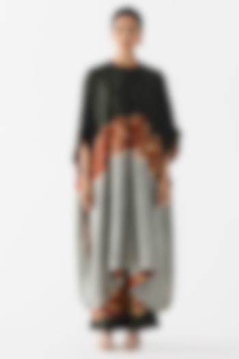 Grey & Red Vegan Silk Floral Printed Kurta Set by Studio Rigu at Pernia's Pop Up Shop