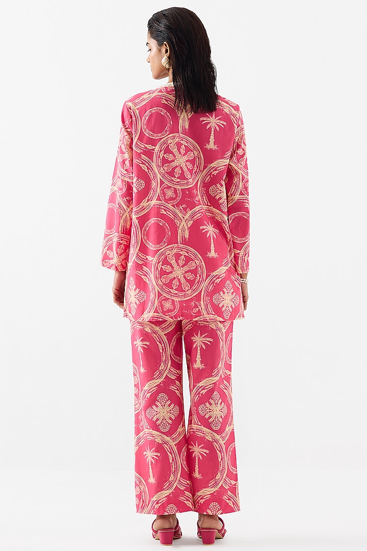 Pink Cotton Digital Printed & Hand Embroidered Short Kurta Set by Studio Rigu at Pernia's Pop Up Shop