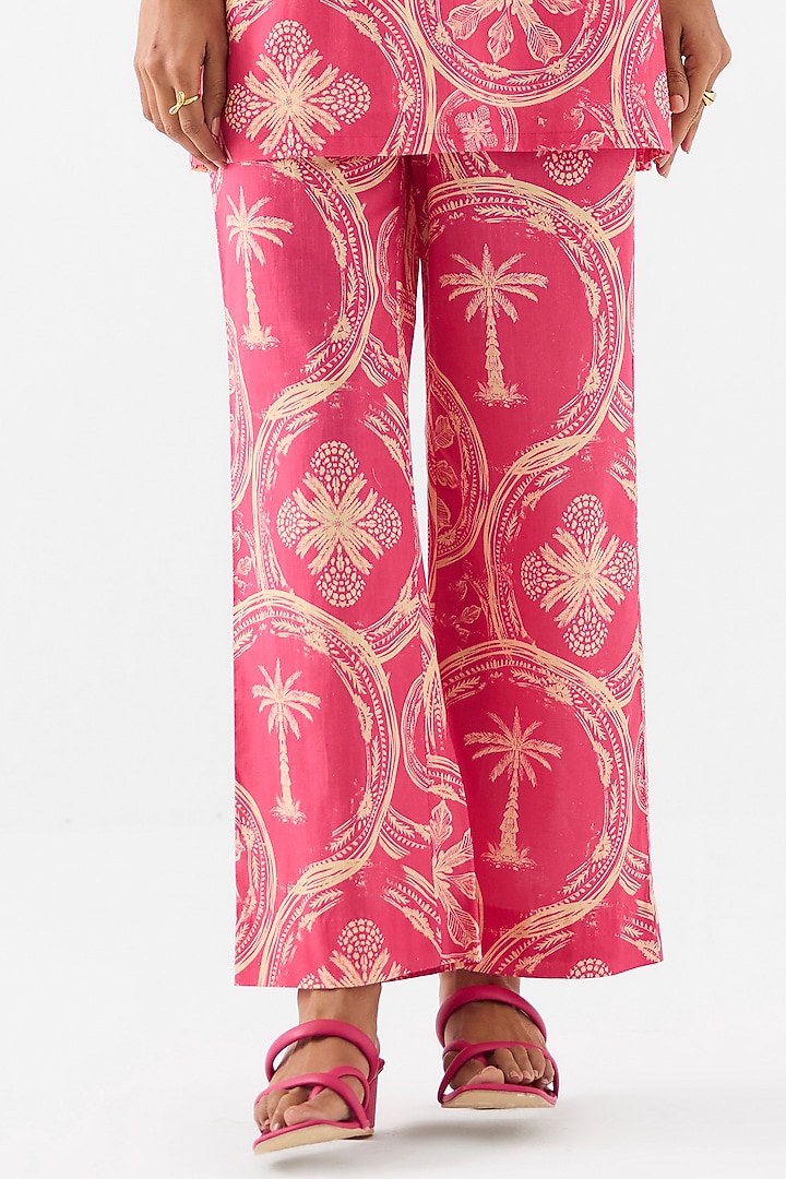Pink Cotton Digital Printed & Hand Embroidered Short Kurta Set by Studio Rigu at Pernia's Pop Up Shop