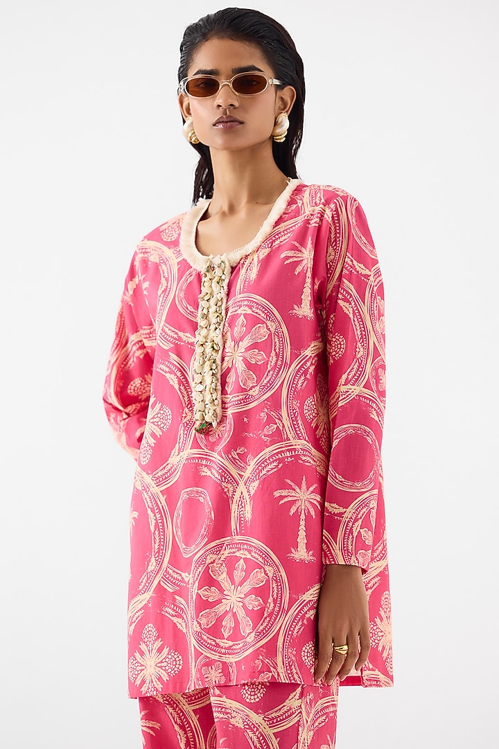 Pink Cotton Digital Printed & Hand Embroidered Short Kurta Set by Studio Rigu at Pernia's Pop Up Shop