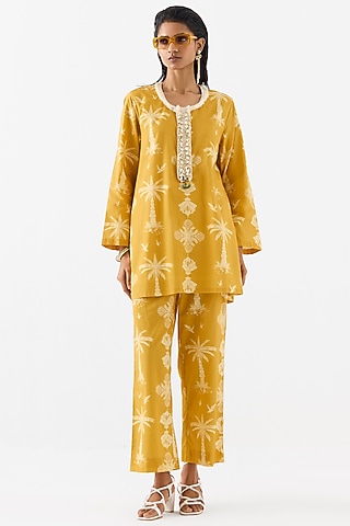 Yellow Cotton Digital Printed & Hand Embroidered Short Kurta Set by Studio Rigu