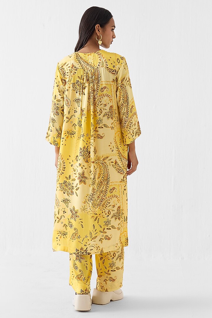 Yellow Vegan Silk Paisley Printed Straight Kurta Set by Studio Rigu at Pernia's Pop Up Shop