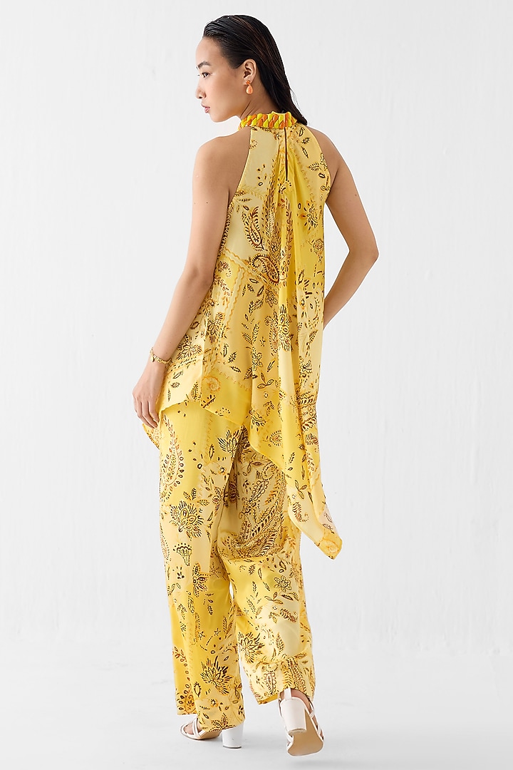 Yellow Vegan Silk Paisley Printed Co-Ord Set by Studio Rigu at Pernia's Pop Up Shop