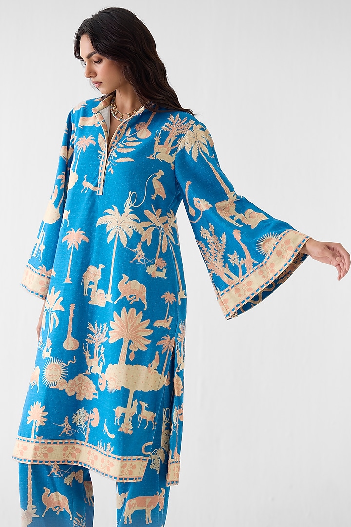 Blue Linen Printed Kurta Set by Studio Rigu at Pernia's Pop Up Shop