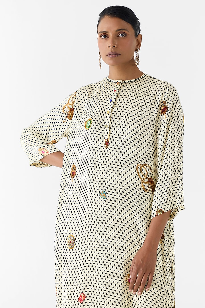 White Vegan Silk Hand Embroidered & Printed Co-Ord Set by Studio Rigu at Pernia's Pop Up Shop
