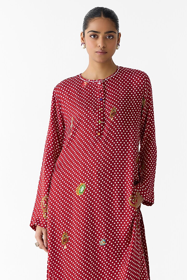 Maroon Vegan Silk Printed & Embroidered Kurta Set by Studio Rigu at Pernia's Pop Up Shop