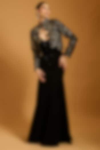 Black Matka Silk Embroidered Crop Jacket by Siddartha Tytler at Pernia's Pop Up Shop