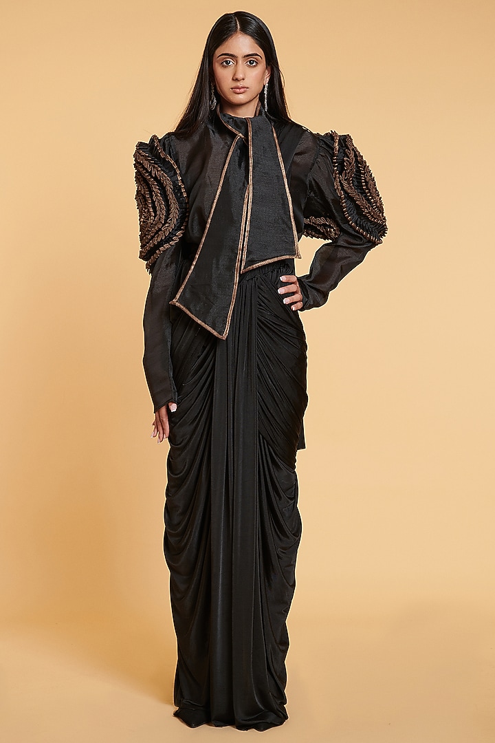Black Spandex Pre-Pleated Wedding Saree Set by Siddartha Tytler at Pernia's Pop Up Shop