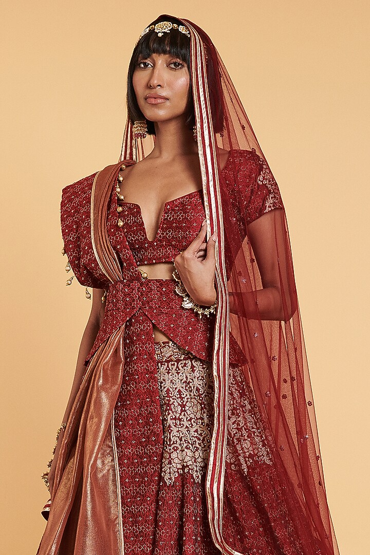 Red Dupion Silk Bridal Lehenga Set by Siddartha Tytler at Pernia's Pop Up Shop