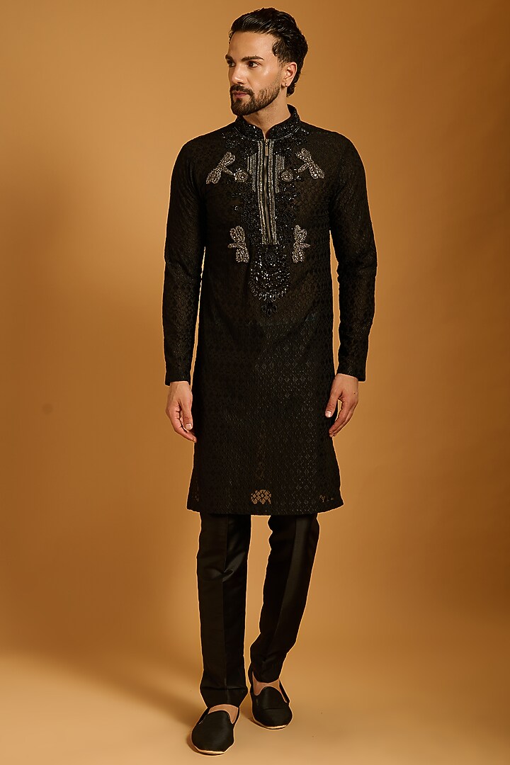 Black Georgette Threadwork Kurta Set by Siddartha Tytler Men at Pernia's Pop Up Shop