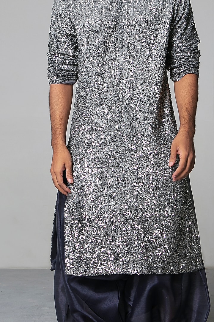 Grey Ombre Georgette Hand Embroidered Kurta Set by Siddartha Tytler Men at Pernia's Pop Up Shop