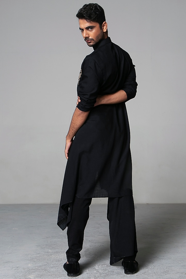 Black Khadi Cotton Kurta Set by Siddartha Tytler Men at Pernia's Pop Up Shop