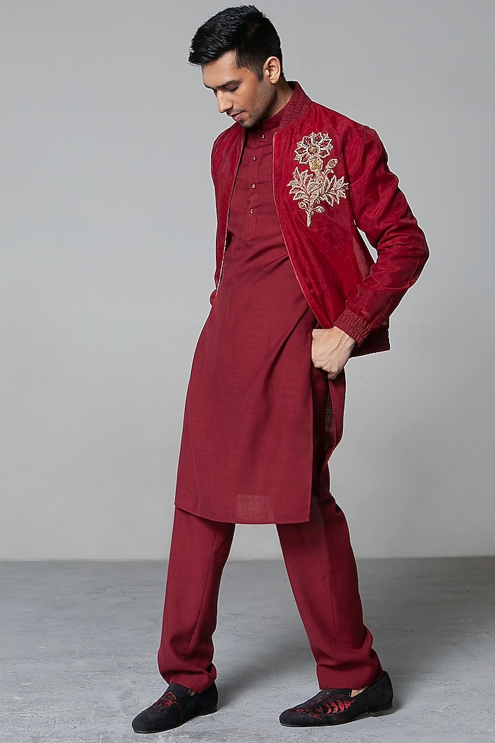 Maroon Zari Jacket Set by Siddartha Tytler Men
