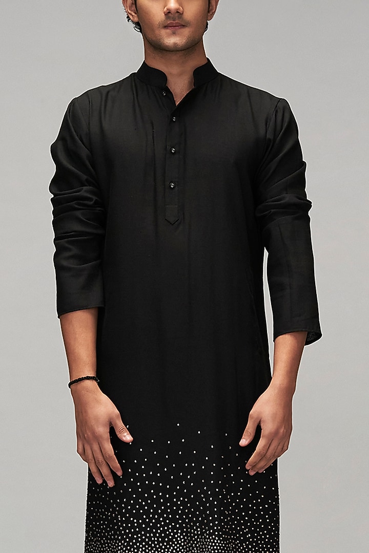 Black Blended Linen Crystal Embroidered Kurta Set by Siddartha Tytler Men at Pernia's Pop Up Shop