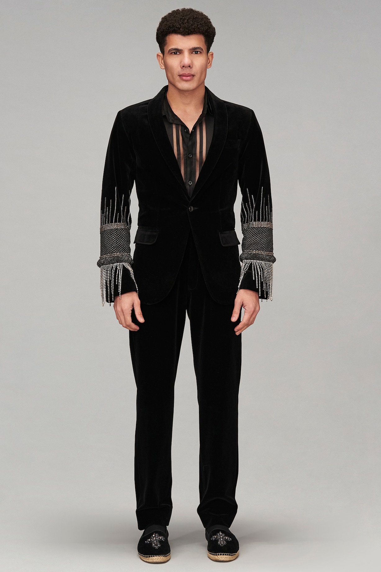 Buy Siddartha Tytler Men Black Velvet Embellished Jacket Set at Pernia