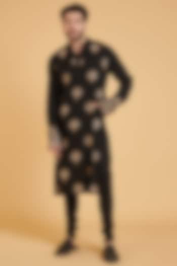 Black Rayon Embroidered Kurta Set by Siddartha Tytler Men at Pernia's Pop Up Shop