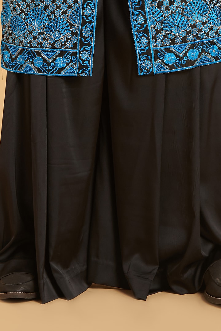 Black Chanderi Zari Embroidered Sheer Kurta Set by Siddartha Tytler Men at Pernia's Pop Up Shop