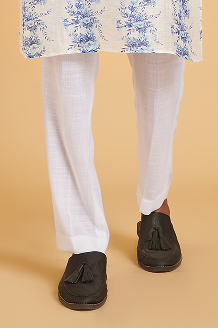 Ivory Blended Linen Printed Kurta Set by Siddartha Tytler Men at Pernia's Pop Up Shop