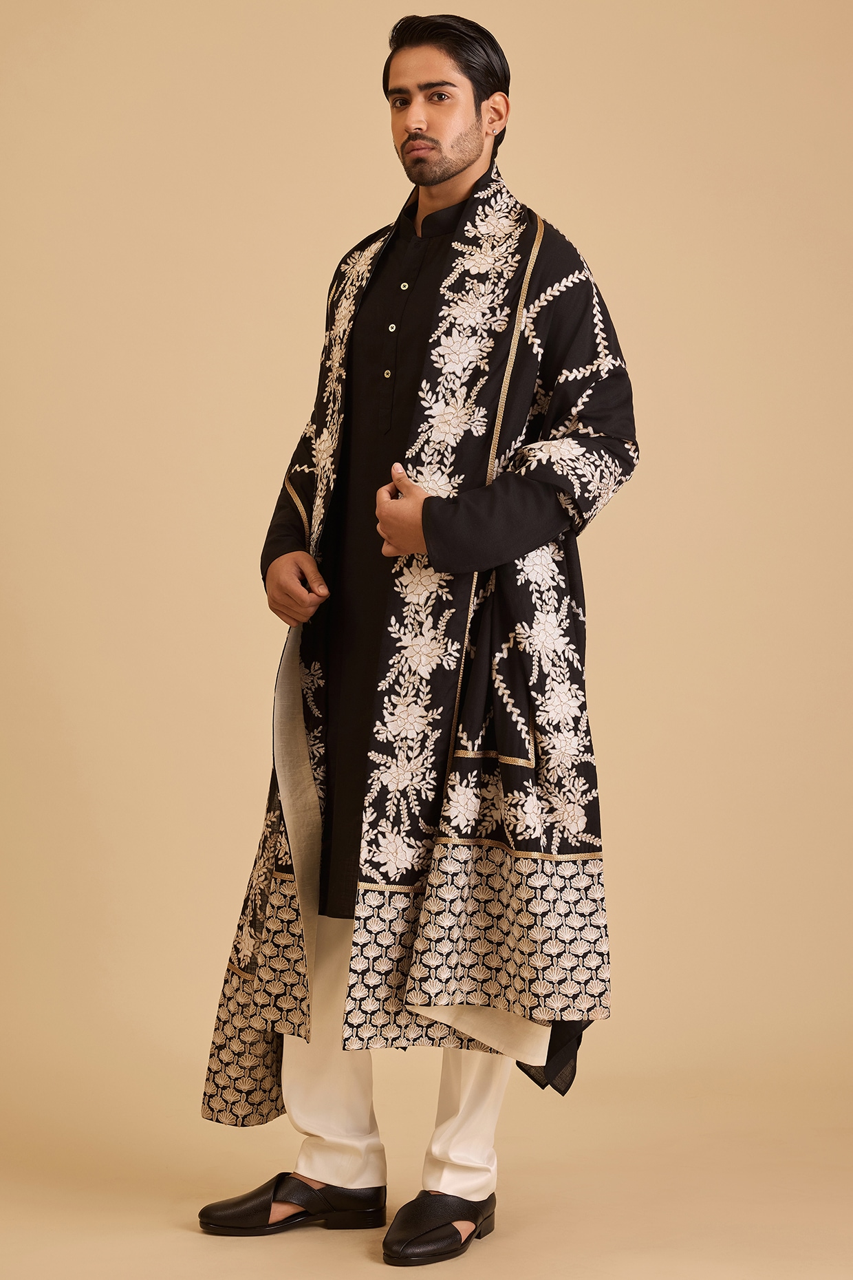 Siddartha Tytler Black Blended Linen Aari Embroidered Kurta Set