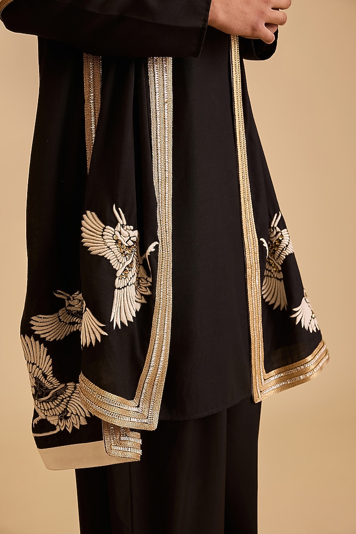 Black Blended Linen Gara Embroidered Kurta Set by Siddartha Tytler Men at Pernia's Pop Up Shop