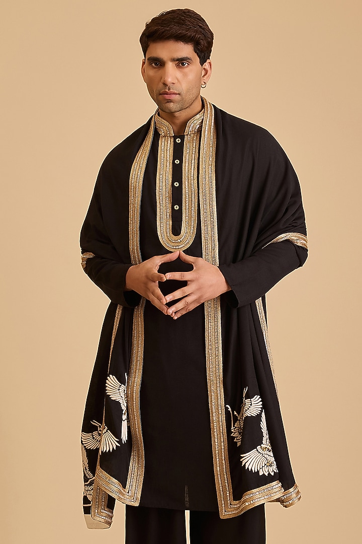Black Blended Linen Gara Embroidered Kurta Set by Siddartha Tytler Men at Pernia's Pop Up Shop