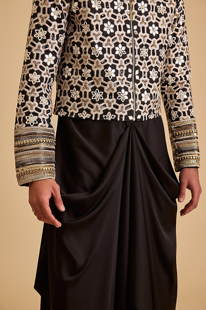 Black & White Raw Silk Aari Embroidered Jacket Kurta Set by Siddartha Tytler Men at Pernia's Pop Up Shop