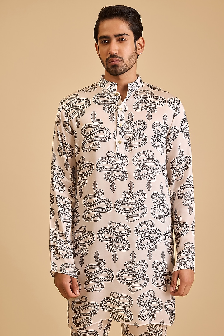 White & Black Bemberg Satin Printed Kurta Set by Siddartha Tytler Men at Pernia's Pop Up Shop