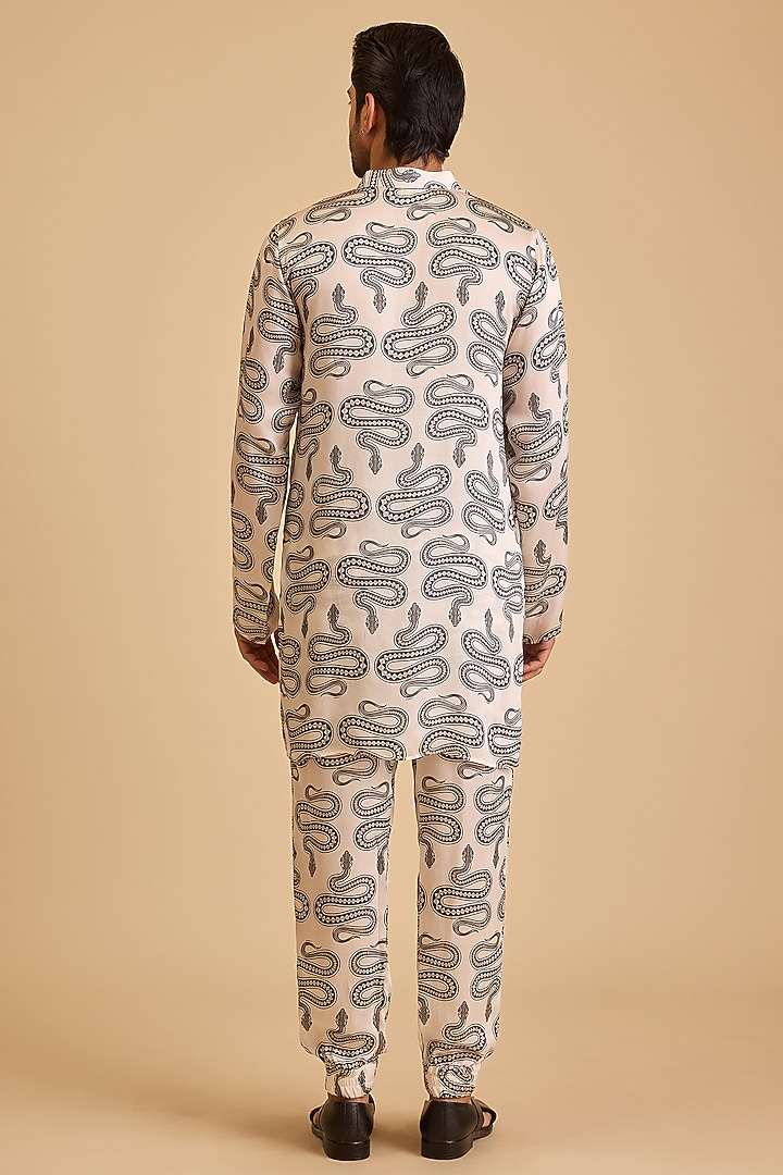 White & Black Bemberg Satin Printed Kurta Set by Siddartha Tytler Men at Pernia's Pop Up Shop