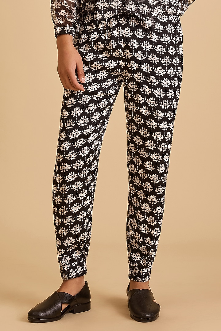 Black & White Satin Printed Jogger Pants by Siddartha Tytler Men at Pernia's Pop Up Shop