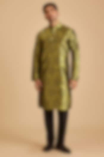 Olive Silk Snake Printed Kurta by Siddartha Tytler Men at Pernia's Pop Up Shop