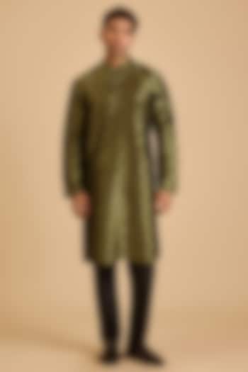 Green Silk Lotus Printed Kurta by Siddartha Tytler Men at Pernia's Pop Up Shop