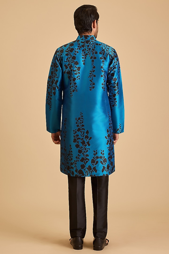 Blue Silk Printed Kurta by Siddartha Tytler Men at Pernia's Pop Up Shop