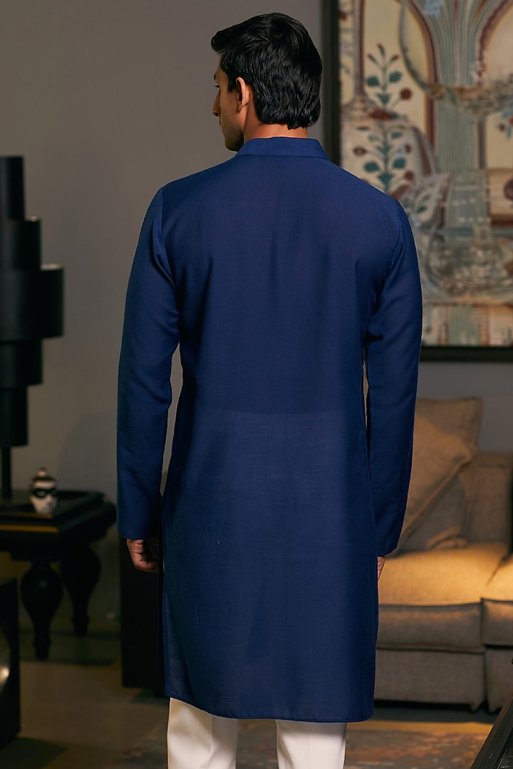 Navy Blue Blended Linen Metallic Stripe Work Kurta by Siddartha Tytler Men at Pernia's Pop Up Shop