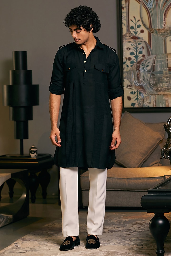 Black Blended Linen Pintuck Kurta by Siddartha Tytler Men at Pernia's Pop Up Shop