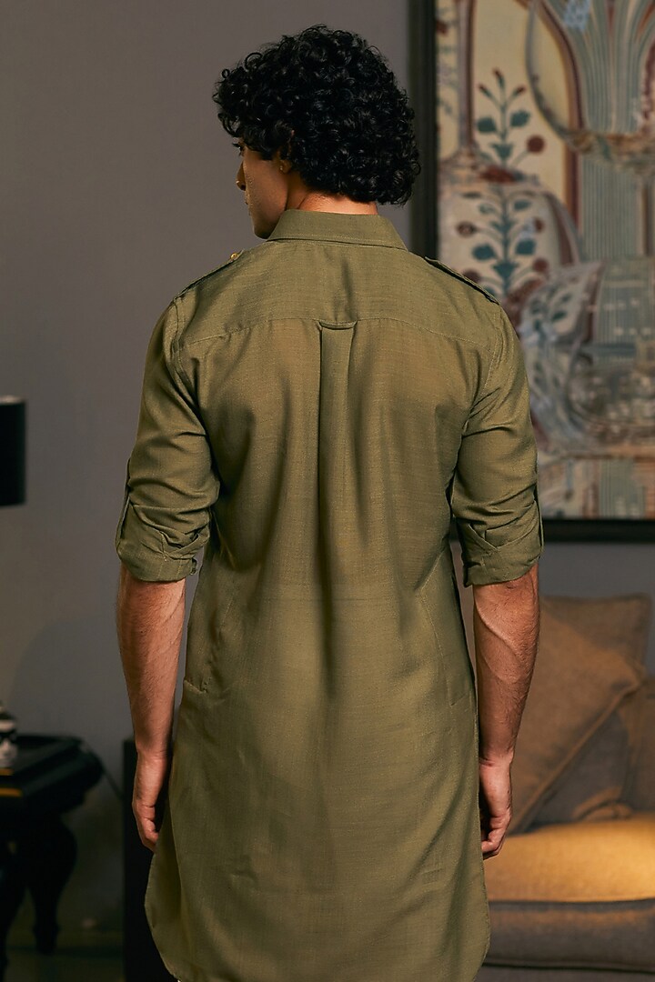 Olive Blended Linen Kurta by Siddartha Tytler Men at Pernia's Pop Up Shop