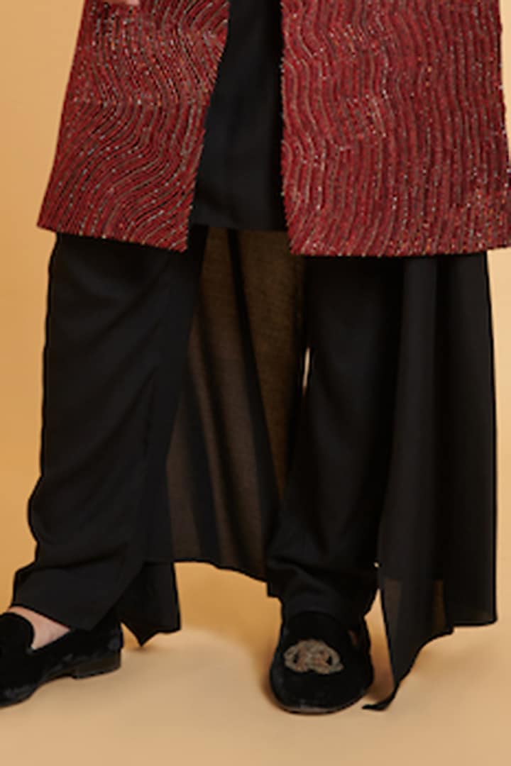 Maroon Matka Silk Thread Embroidered Groom Sherwani Set by Siddartha Tytler Men at Pernia's Pop Up Shop