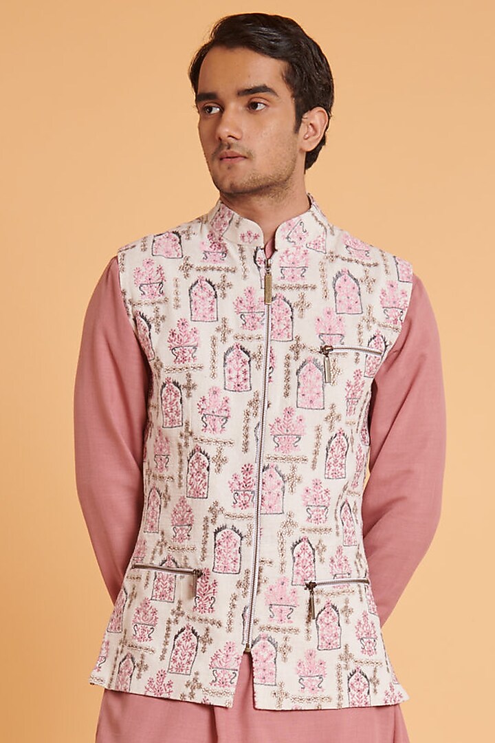 Ivory Matka Silk Embroidered Bundi Jacket Set by Siddartha Tytler Men at Pernia's Pop Up Shop