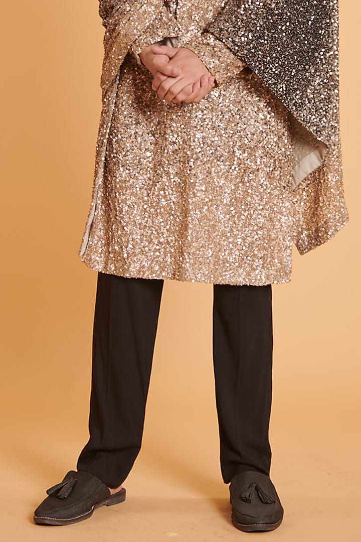 Grey & Nude Georgette Sequins Embroidered Ombre Kurta Set by Siddartha Tytler Men at Pernia's Pop Up Shop