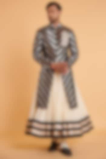 Ivory Chanderi Thirty Kali Anarkali Set by Siddartha Tytler Men