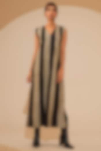 Grey & Black Hand Crushed Silk Maxi Vacation Dress by STOIQUE  at Pernia's Pop Up Shop