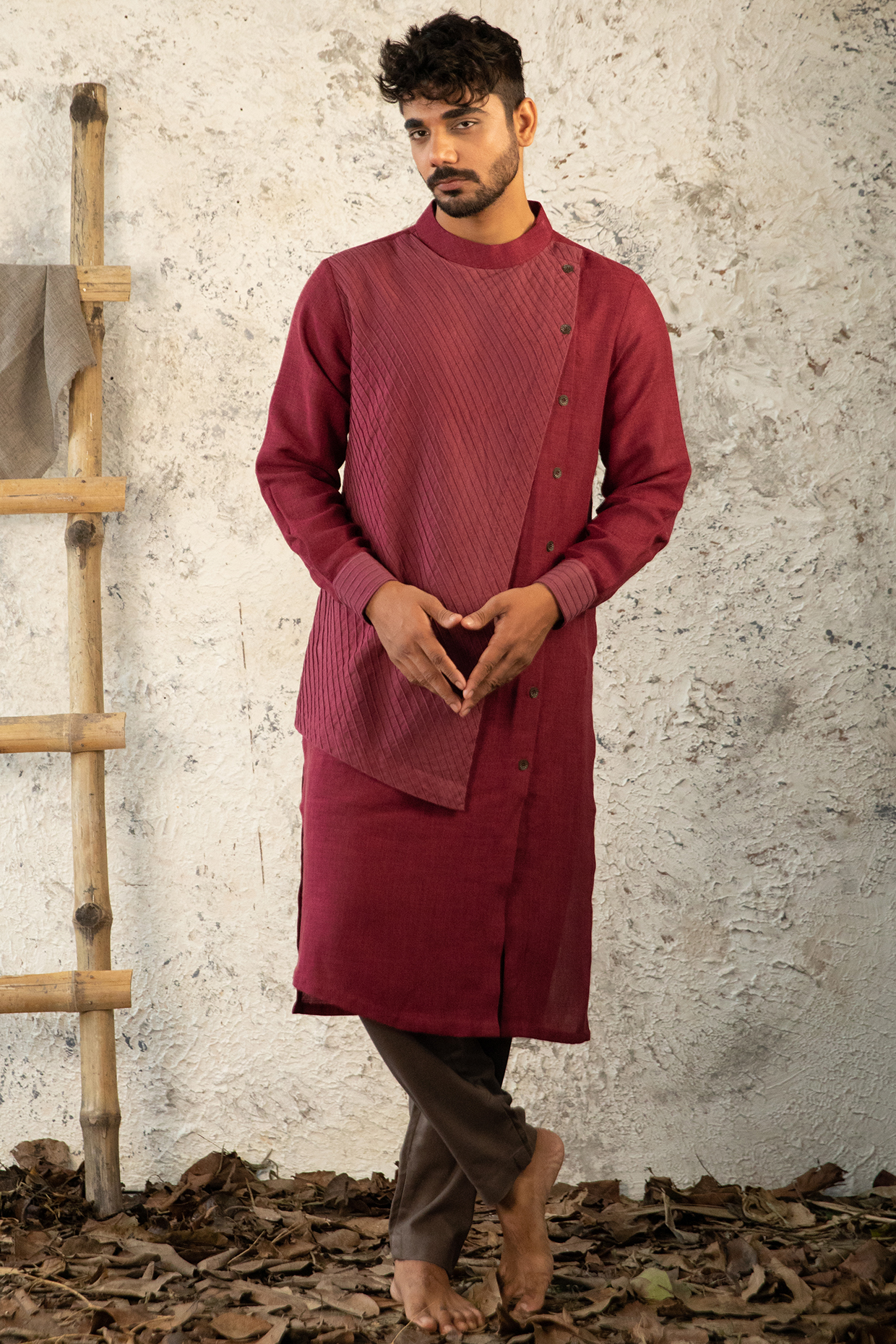 Garnet Linen Overlap Kurta Set by Surabhi Agarwal at Pernia's Pop Up Shop