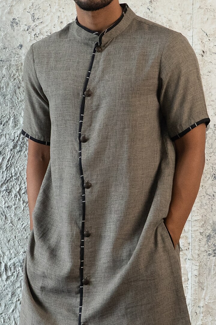 Grey Linen Kurta Set by Surabhi Agarwal at Pernia's Pop Up Shop