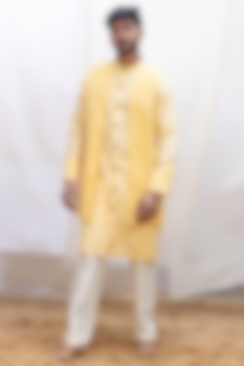 Yellow Self Textured Linen Cotton Blend Kurta Set by Surabhi Agarwal