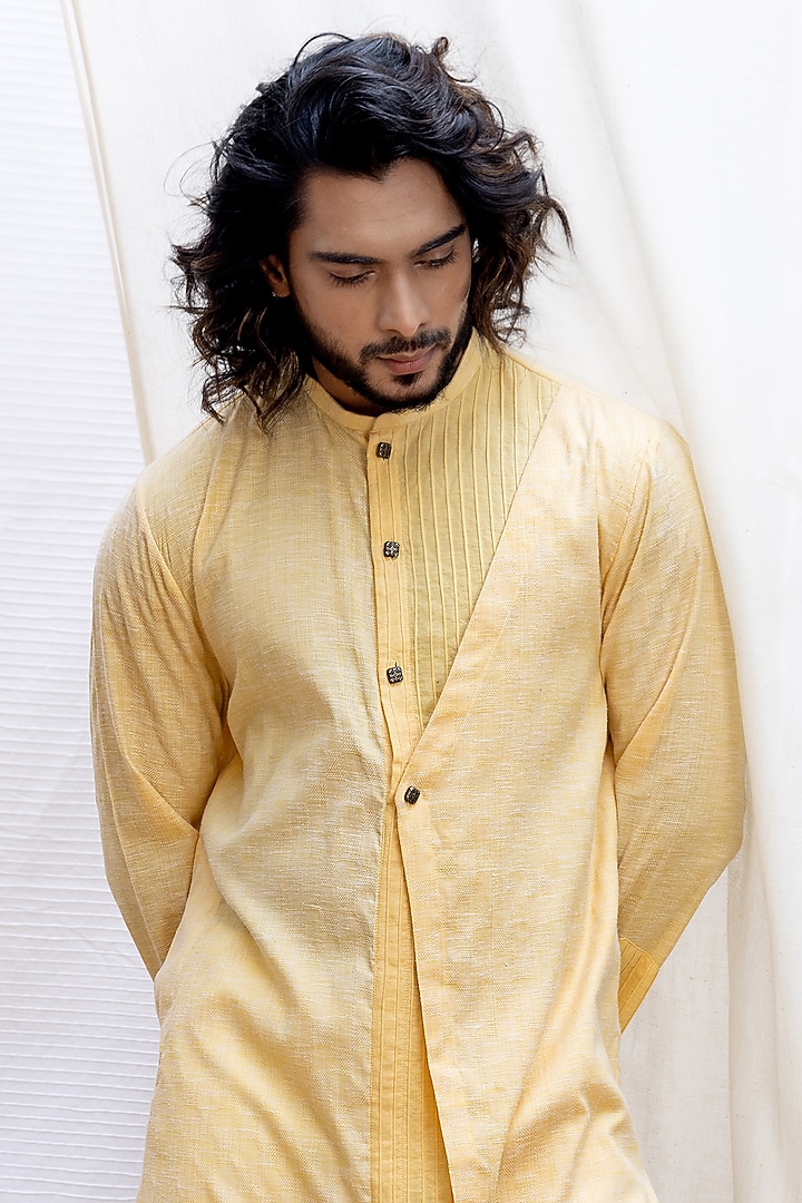 Yellow Self Textured Linen Cotton Blend Layered Kurta Set by Surabhi Agarwal at Pernia's Pop Up Shop