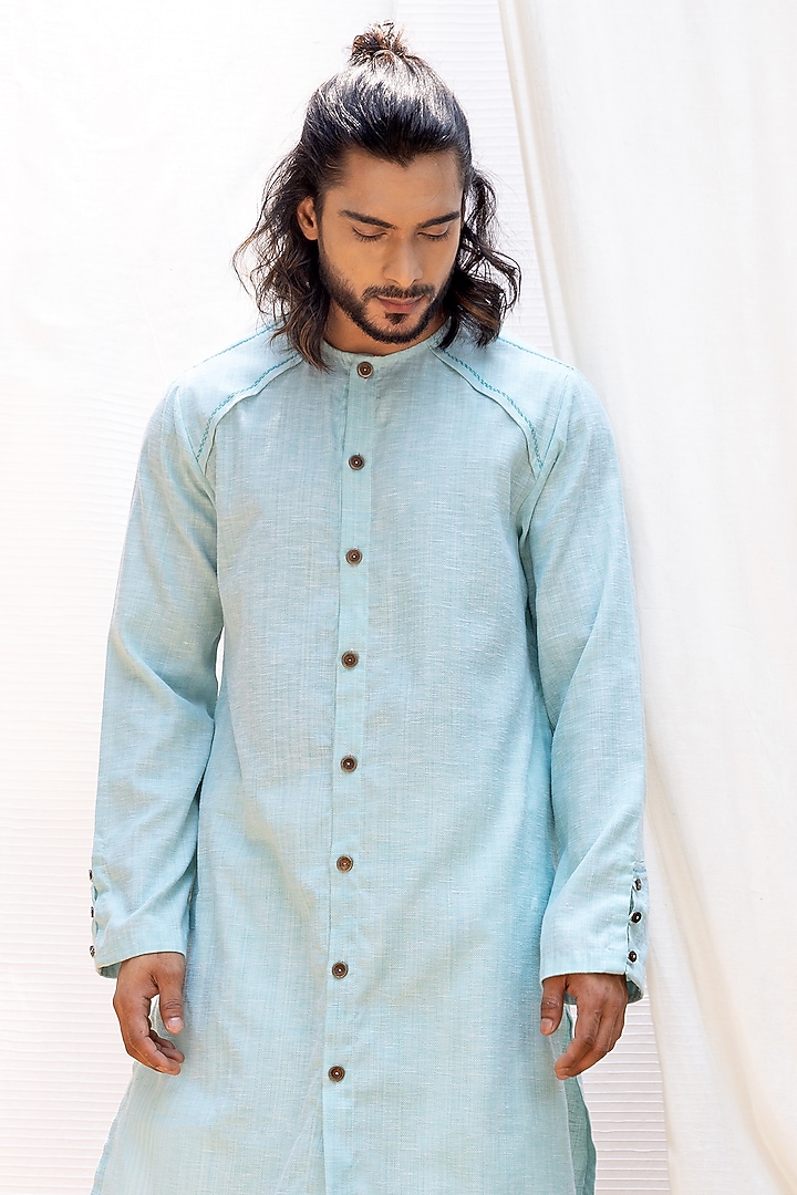 Blue Self Textured Linen Cotton Blend Kurta Set by Surabhi Agarwal at Pernia's Pop Up Shop